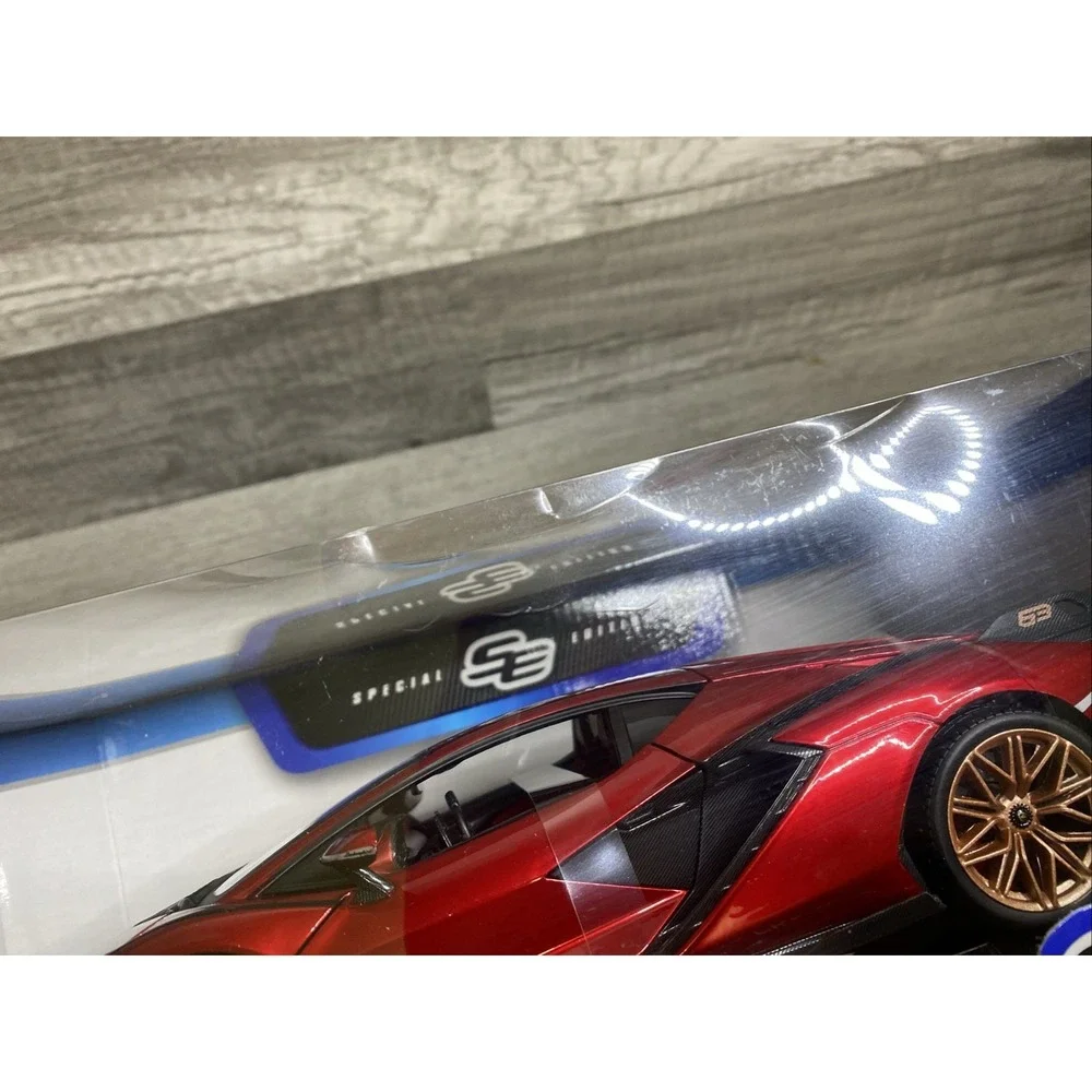 New Maisto 1/18 Lamborghini Sian FKP 37 Red